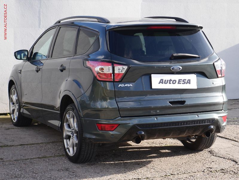 Ford Kuga (2018) 1.5 EB 4x4, AT, navi, bixen - fotka 4 z 21
