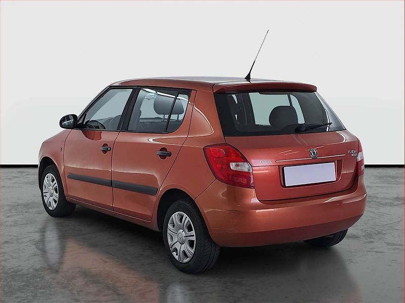 Škoda Fabia (2009) 1.2, nová STK, oblíbený vůz - fotka 4 z 14