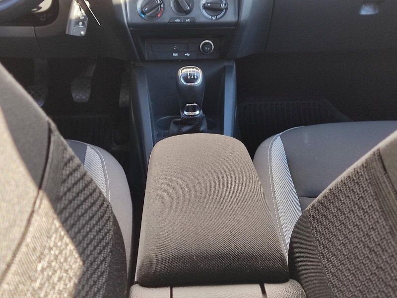 Škoda Fabia (2015) Ambition 1,0 Tsi 81 Kw - fotka 19 z 28