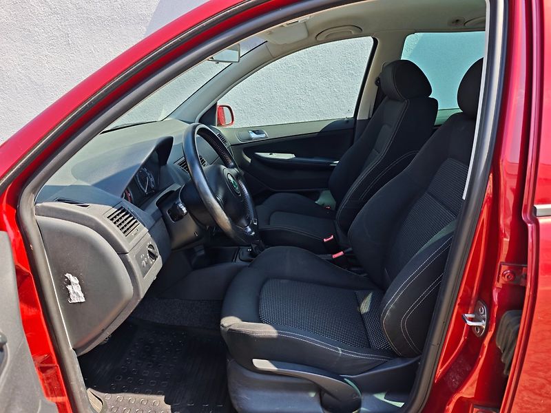 Škoda Fabia (2007) 1.2 HTP Elegance nové ČR 1.maj - fotka 14 z 32
