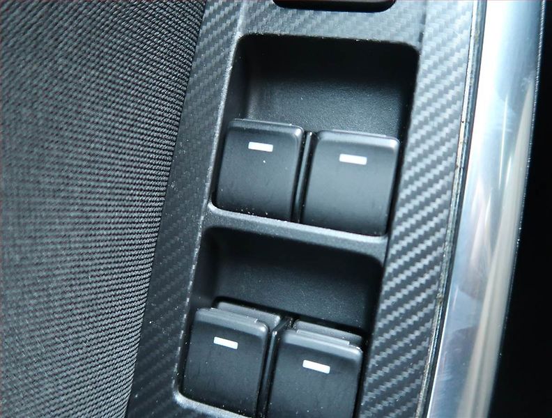 Ford Transit Custom (2018) Trend 2.0 EcoBlue, ČR - fotka 13 z 17