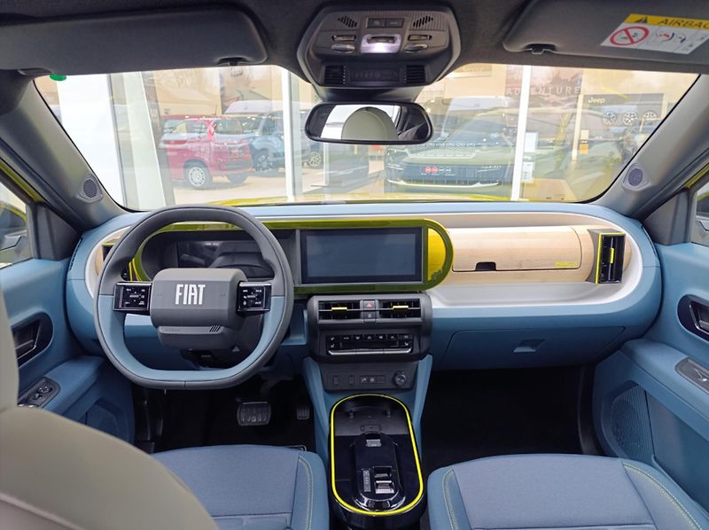 Fiat Grande Panda (2025) 1,2   Turbo Hybrid 110k eDCT - fotka 11 z 19