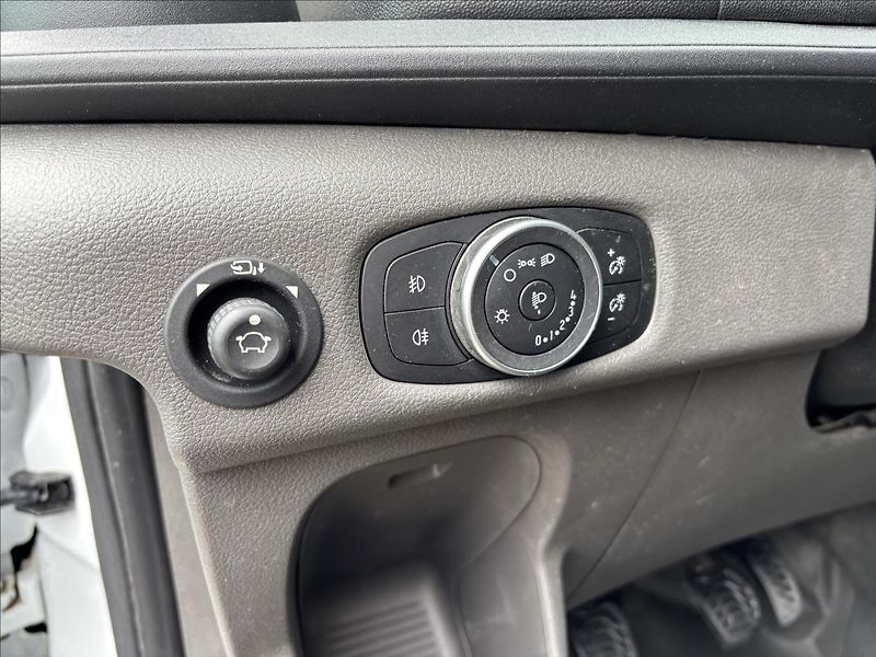Ford Transit 2,0 125kW Třístranný Sklápěč - fotka 21 z 30