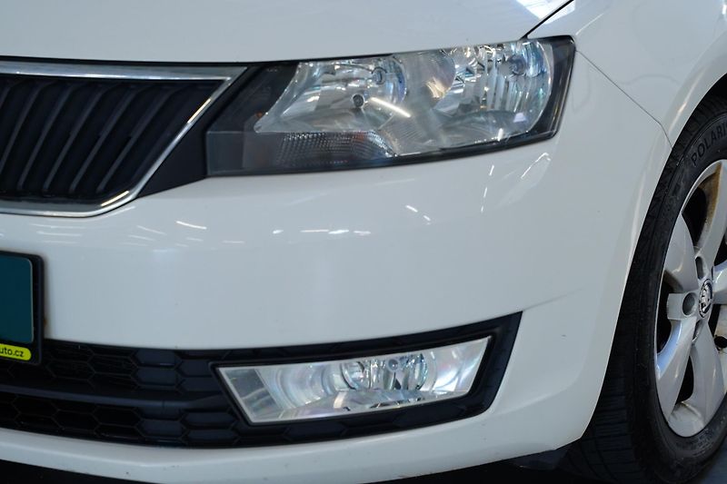 Škoda Rapid - fotka 9 z 26