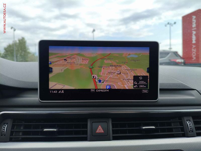 Audi A4 (2018) 2.0 TDi, Bixen, navi, +ALU - fotka 19 z 20