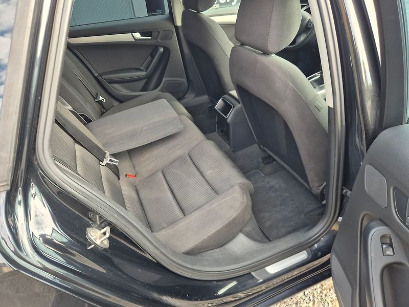 Audi A4 2.0TDi 105kW, tažné, kombi, ČR - fotka 19 z 26