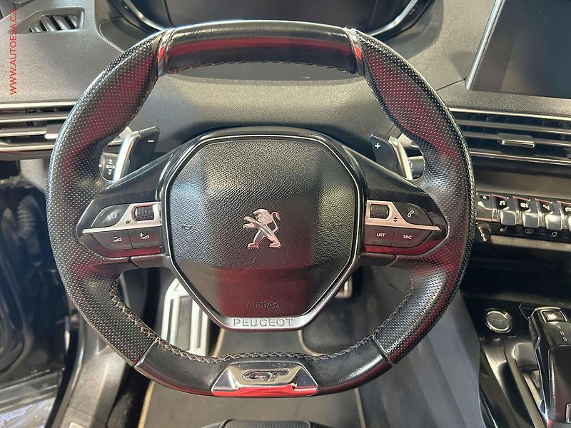 Peugeot 5008 (2018) 2.0HDi, 1.maj, AT, LED - fotka 17 z 18