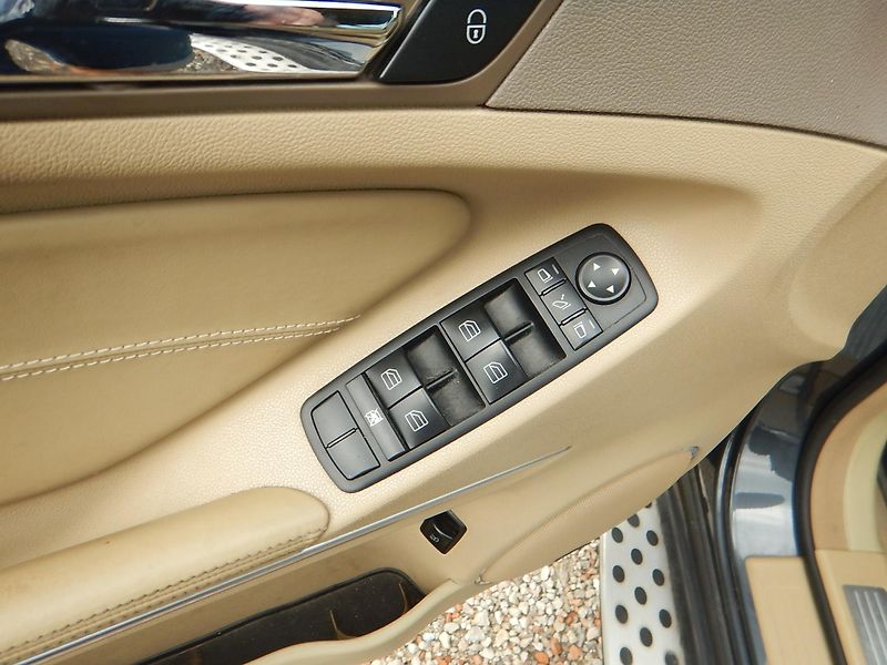 Mercedes-Benz GL 450 CDI 4MATIC, ČR, 7 MÍST - fotka 18 z 30