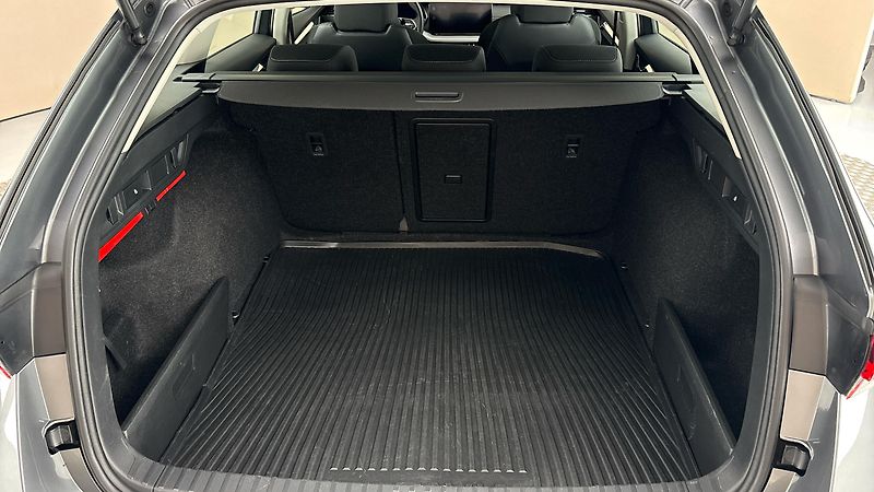 Škoda Octavia 1.5 TSI Style Combi - fotka 17 z 25