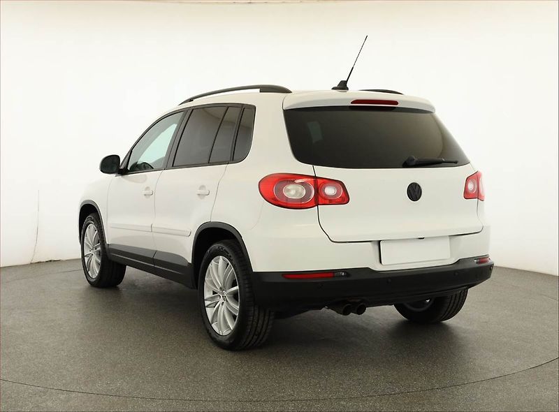 Volkswagen Tiguan (2010) Track&Field 2.0 TDI, 4X4 - fotka 4 z 18