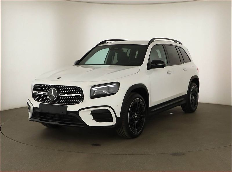Mercedes-Benz GLB (2026) 200 d 4MATIC - fotka 2 z 22