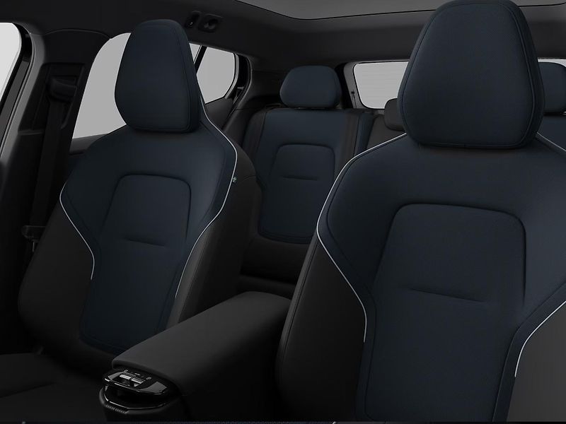 Volvo EX30 (2026) P8 AWD ULTRA BLACK EDITION   - fotka 14 z 15