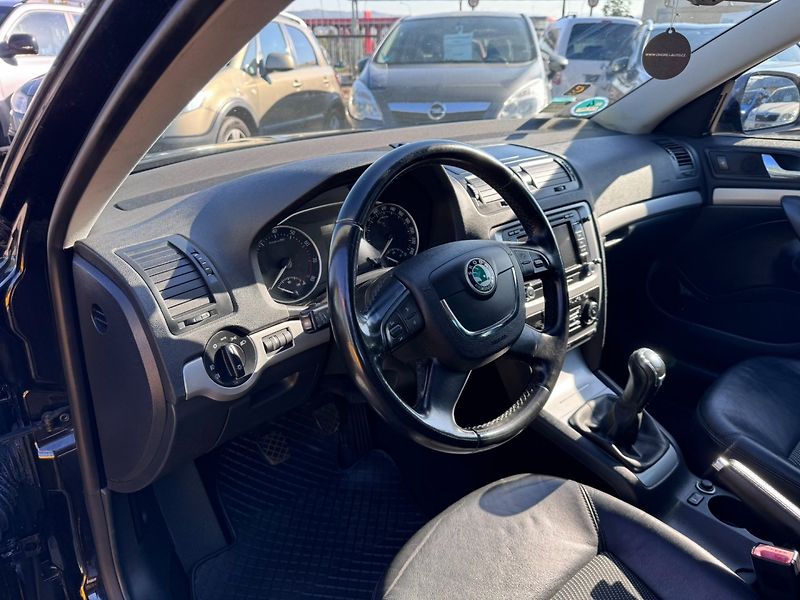 Škoda Octavia (2011) 1,8 TSI 118KW NOVÉ ROZVODY STK - fotka 22 z 50