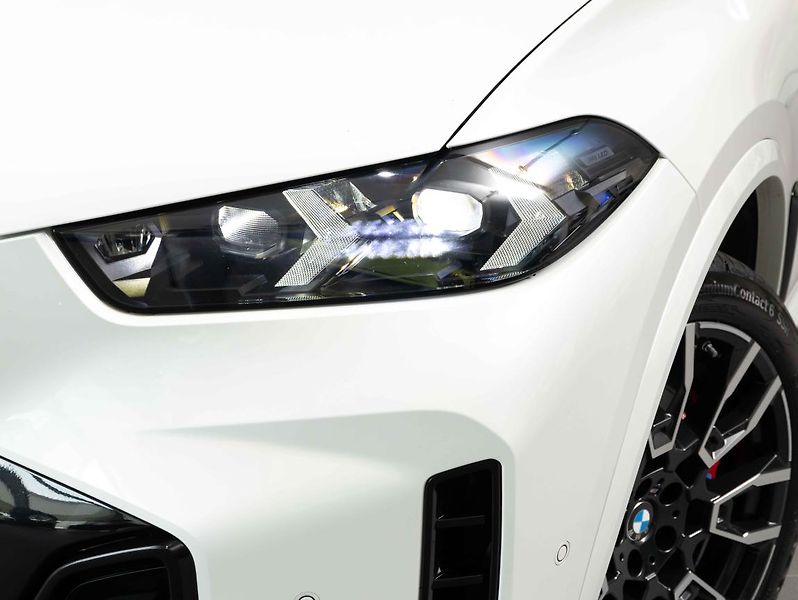BMW X5 M60i - fotka 8 z 22