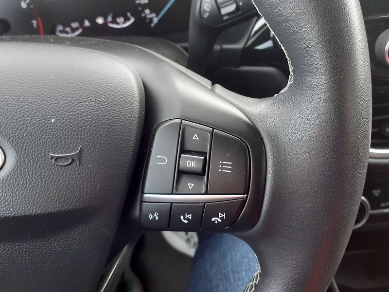 Ford Fiesta (2017) 1.1 I 63 KW - fotka 9 z 29