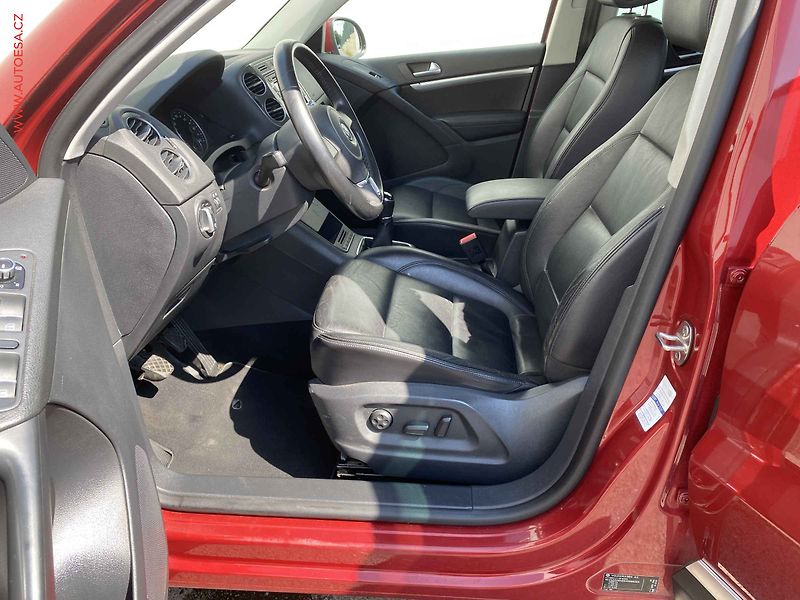 Volkswagen Tiguan (2013) 2.0 TDi, Sport, kůže, navi - fotka 9 z 18