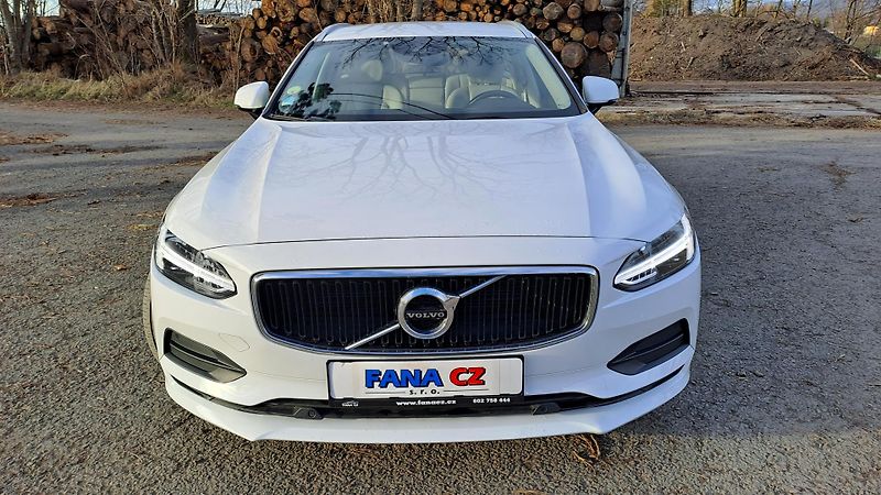 Volvo V90 2.0 D3 Break NAVI Bílá kůže - fotka 2 z 30