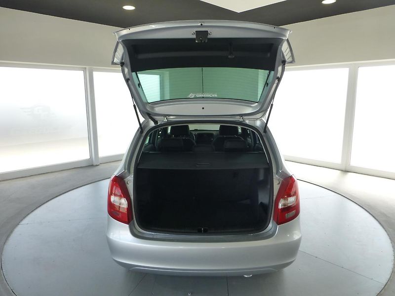 Škoda Fabia (2011) 1,2TSI*KLIMATIZ**ALU KOLA**ESP - fotka 22 z 23