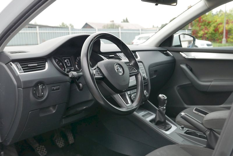 Škoda Octavia (2017) - fotka 17 z 28