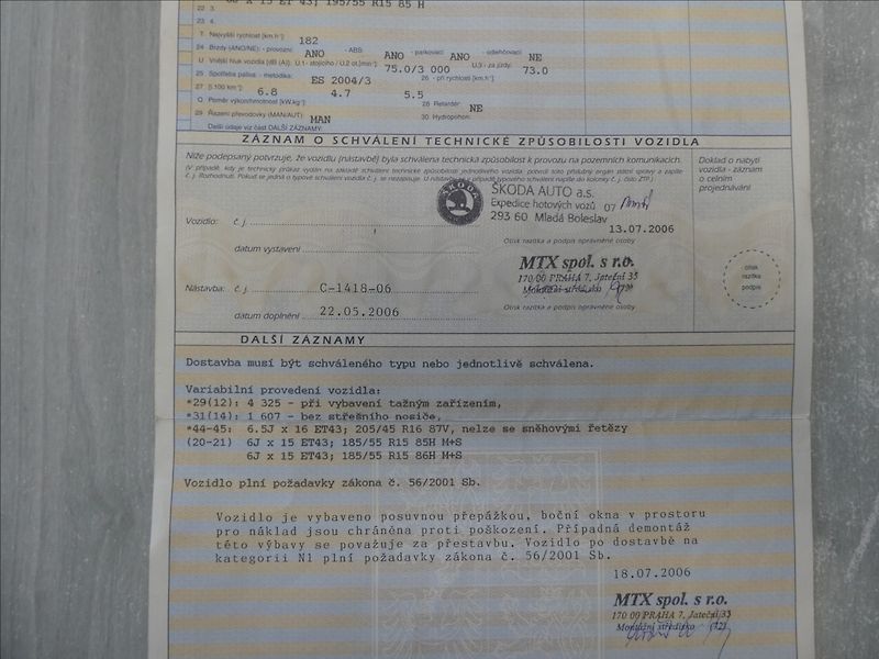 Škoda Roomster 1,9 TDi 77kW,ČR,2.majitel,klim - fotka 37 z 39