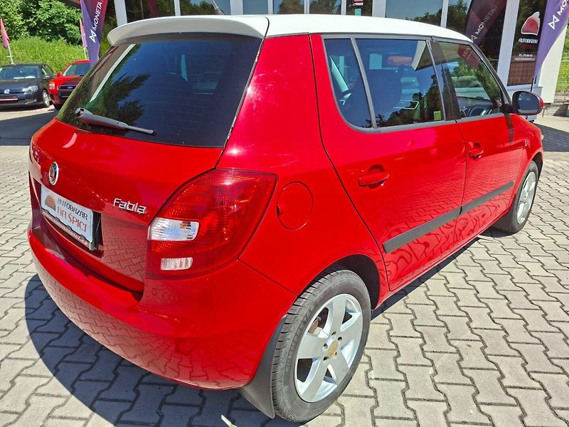 Škoda Fabia (2010) 1.2i 51kW -NEHAV.-SERVISOVÁNO! - fotka 8 z 33