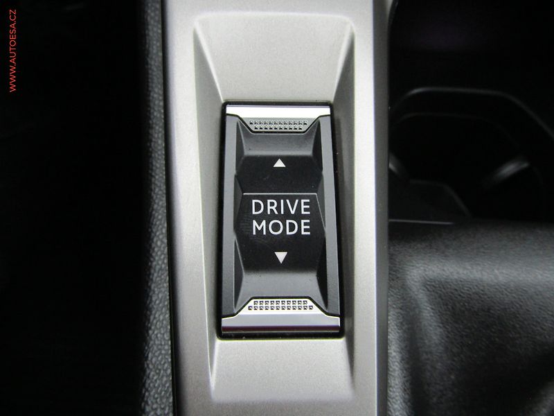 Peugeot 308 (2022) 1.2PT, 2.maj,ČR, Active - fotka 20 z 20
