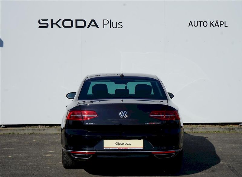 Volkswagen Passat (2015) BiTDI176 kW Highline 4MOT DSG - fotka 4 z 25