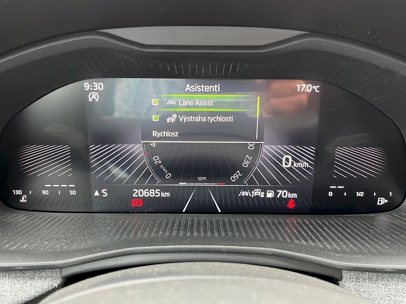 Škoda Scala (2025) 1.0 TSI 85kW Top Selection - fotka 6 z 26
