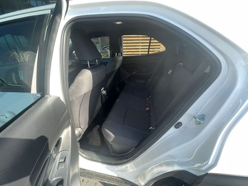 Toyota Yaris Cross 1.5 Hybrid 130 FWD Style - fotka 23 z 29