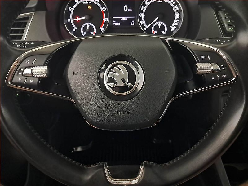 Škoda Fabia (2021) Ambition 1.0 TSI, ČR,1.maj - fotka 16 z 19