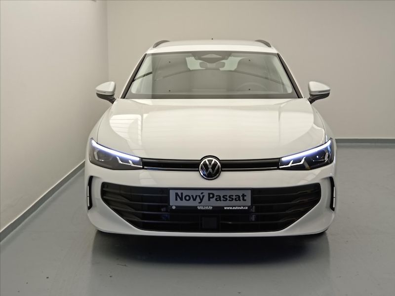 Volkswagen Passat (2026) 1,5 eTSI 110 kW mHEV - fotka 2 z 17