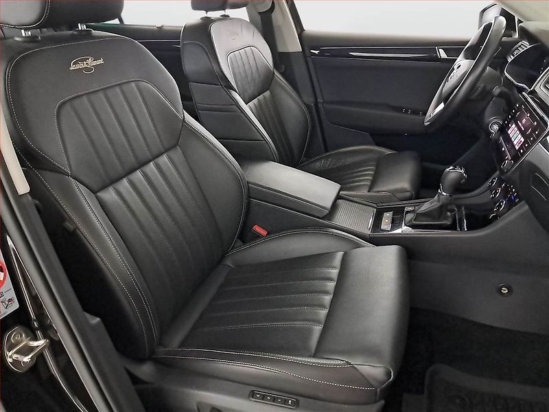 Škoda Superb (2020) Laurin&Klement 2.0 TDI 4x4 - fotka 9 z 21