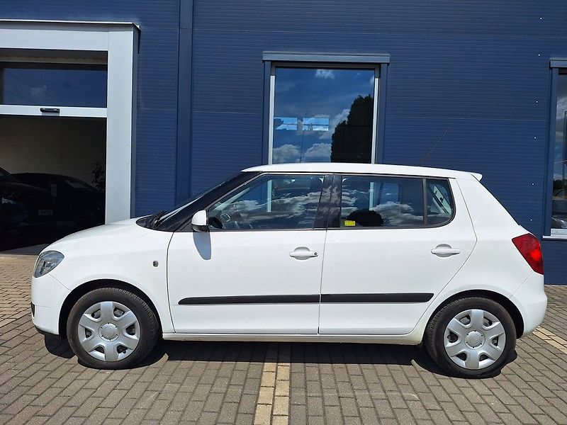 Škoda Fabia (2008) 1,2 44kW M5 Klima nová STK - fotka 2 z 13