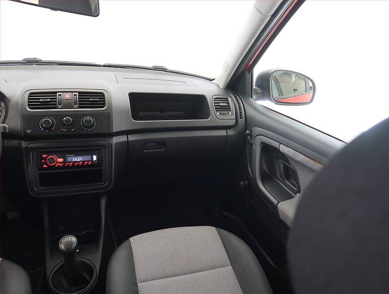 Škoda Fabia (2009) 1.2, po STK, jezdí výborně - fotka 8 z 13