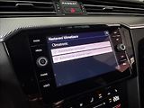 Volkswagen Passat 2,0 TDi  DSG R-Line LED Assist - náhled 38