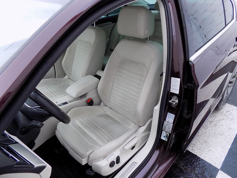 Volkswagen Passat (2017) 2.0TDI/DSG/4x4/NAVI/LED/ČR/ - fotka 14 z 42