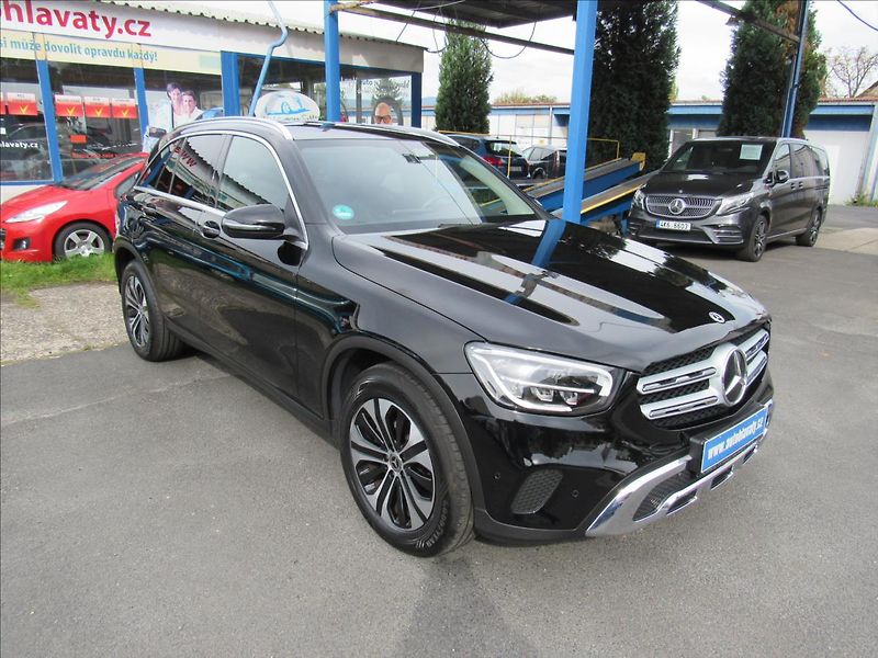 Mercedes-Benz GLC 2,0 CDi 220d 4MATIC - fotka 3 z 44