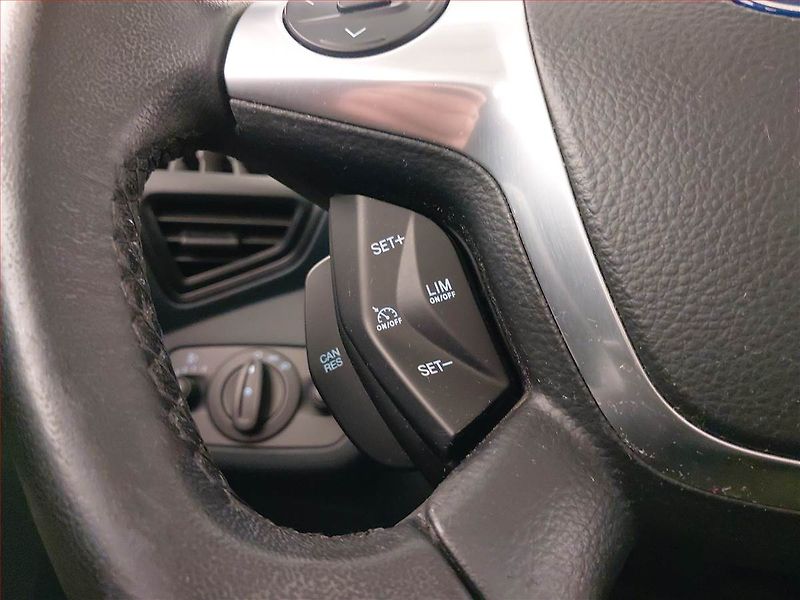 Ford C-MAX (2014) 1.0 EcoBoost, Tempomat - fotka 16 z 19