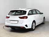 Kia Ceed (2022) 1.5 T-GDI, ČR,1.maj - náhled 4