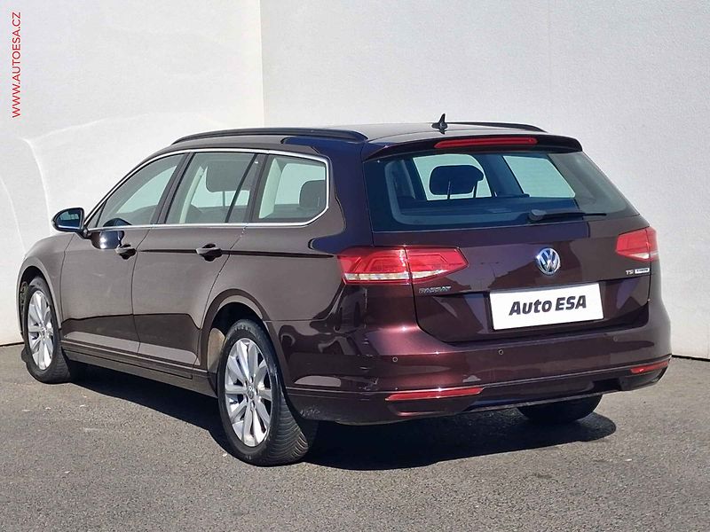 Volkswagen Passat (2017) 1.4 TSi, Comfortline, navi - fotka 6 z 19