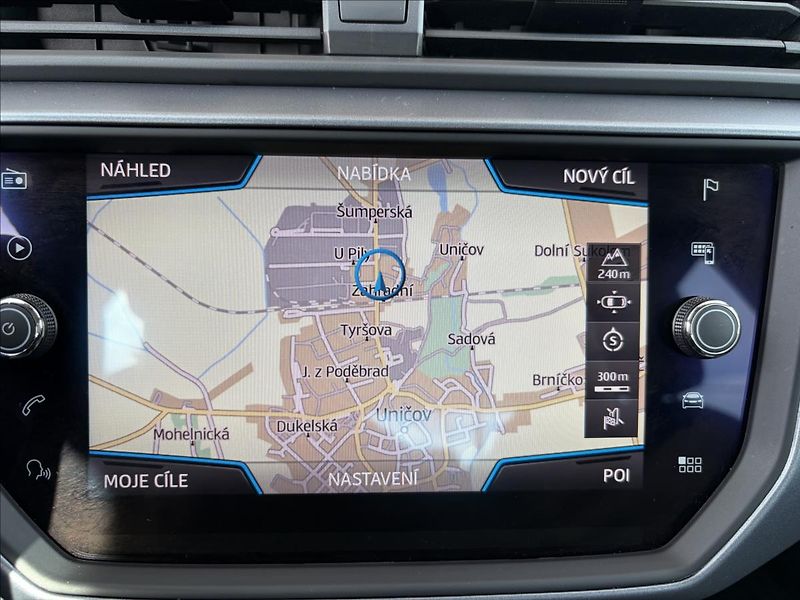 Seat Arona 1,0 TSi  ACC,Kessy,Tažné,Navig - fotka 18 z 50