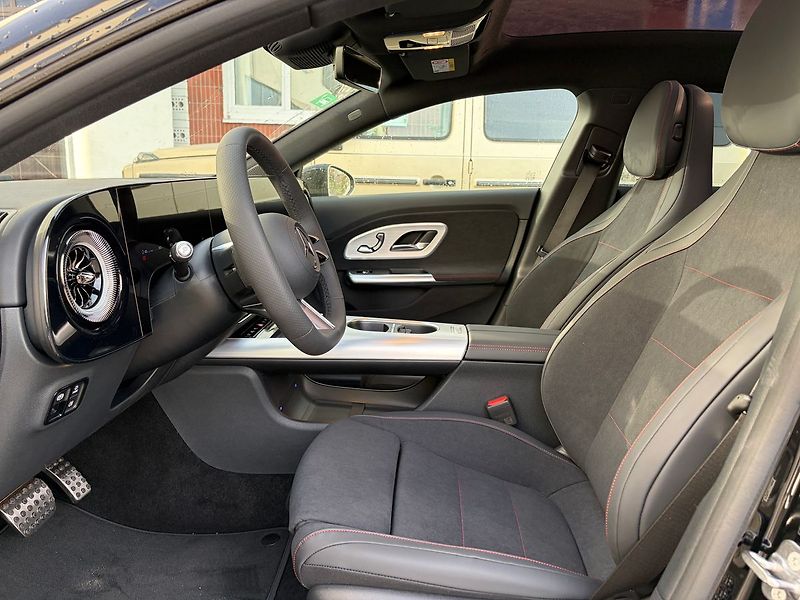 Mercedes-Benz CLA (2026) 350 4MATIC Shooting Brake EQ - fotka 6 z 16
