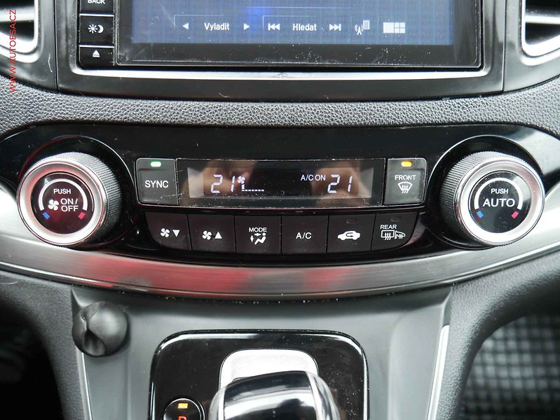 Honda CR-V (2015) 1.6D-TEC 4x4, 2.maj,ČR - fotka 16 z 19