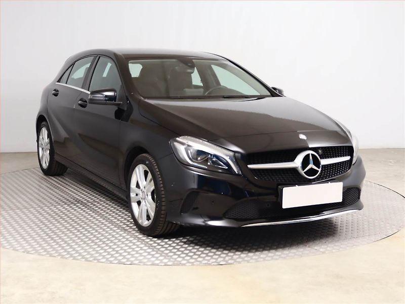 Mercedes-Benz Třídy A (2016) A 180 d, Automat, Kůže - fotografie inzerátu