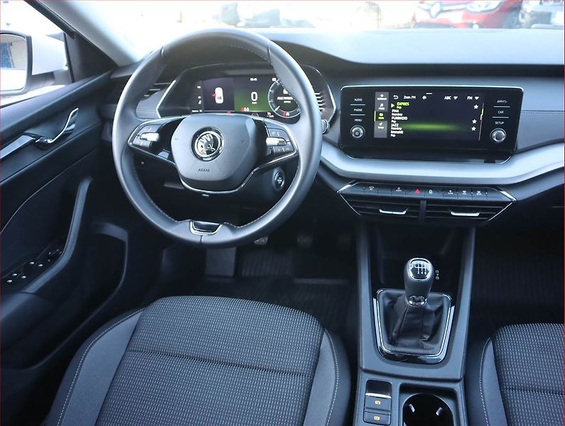 Škoda Octavia (2023) Ambition 1.5 TSI - fotka 7 z 20
