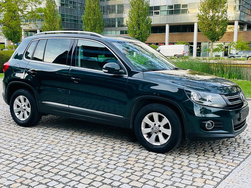 Volkswagen Tiguan 2.0TDI MANUÁL SENZORY 1MAJITEL - fotka 9 z 49