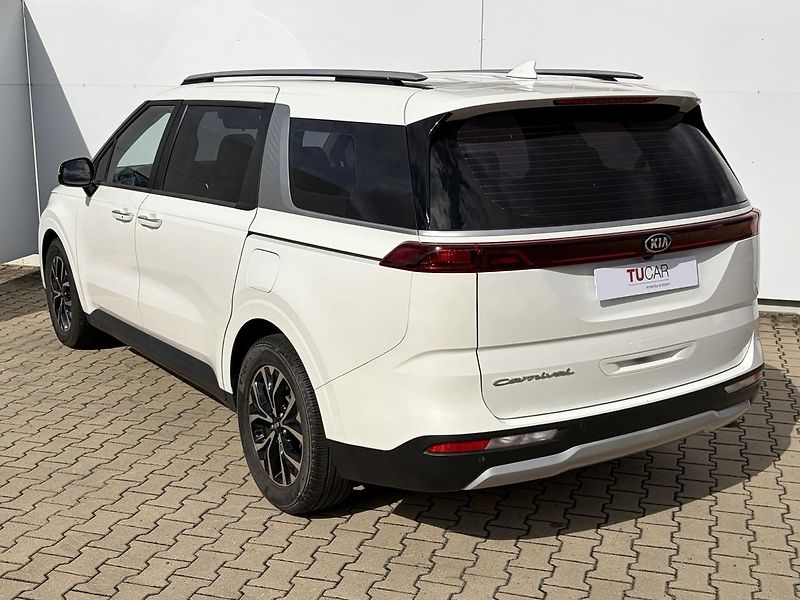 Kia Carnival (2022) 2.2 Diesel Automat 6+3 míst - fotka 4 z 34