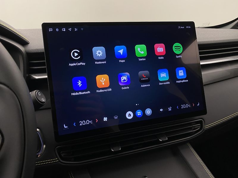 Lynk & Co 01 CORE PHEV AUT CZ 1.maj - fotka 31 z 72