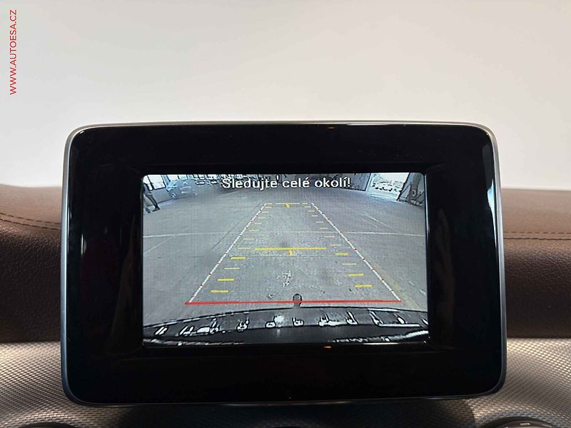 Mercedes-Benz GLA (2014) 2.2DCi 4Mat, ČR, AT - fotka 14 z 17