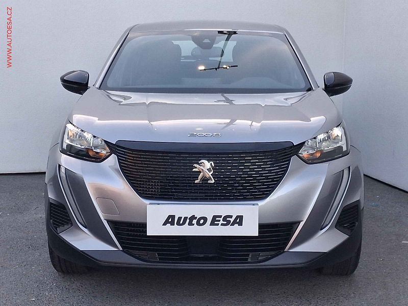 Peugeot 2008 (2023) 1.2 PT, 1.maj,ČR, Active - fotka 2 z 16